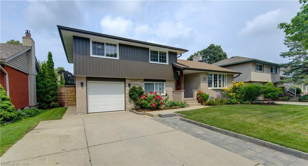 51 Charlotte Crescent