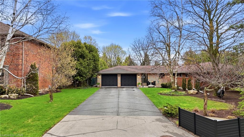 30 Carl Crescent