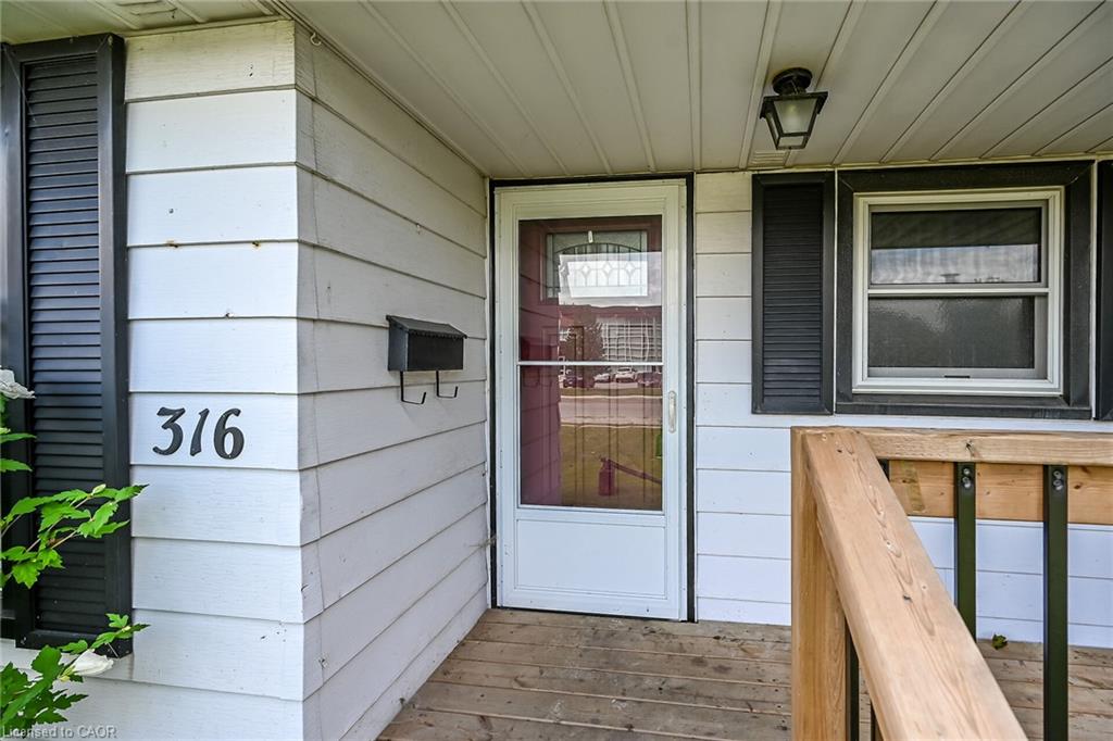 316 Fairview Avenue W