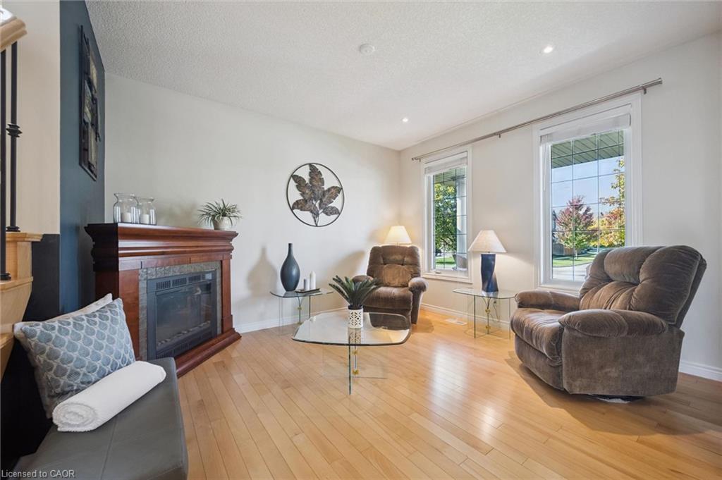 25 Hunsberger Drive