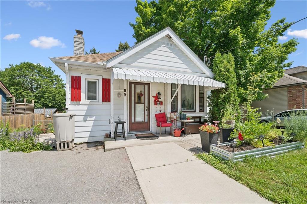 95 Forest Road