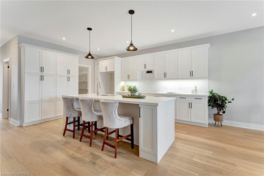 93 Craddock Boulevard