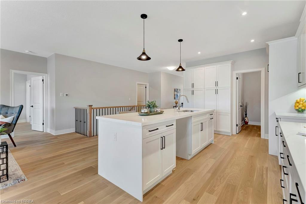 93 Craddock Boulevard