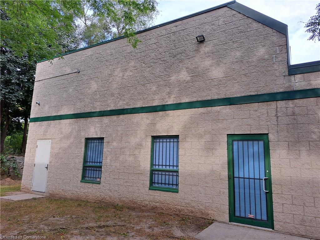 1050 Cooke Boulevard 1-4