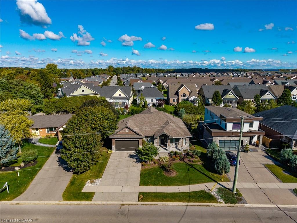 135 New Lakeshore Road
