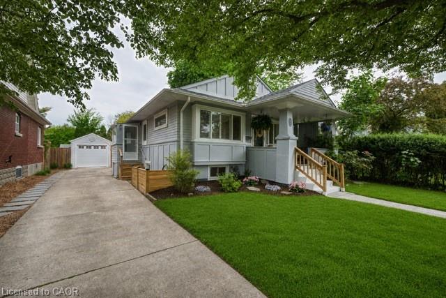 7 Pinehill Road