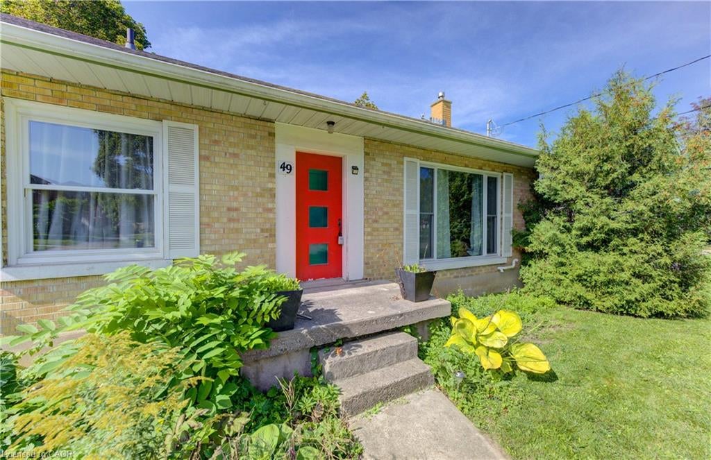 49 Dietz Avenue S