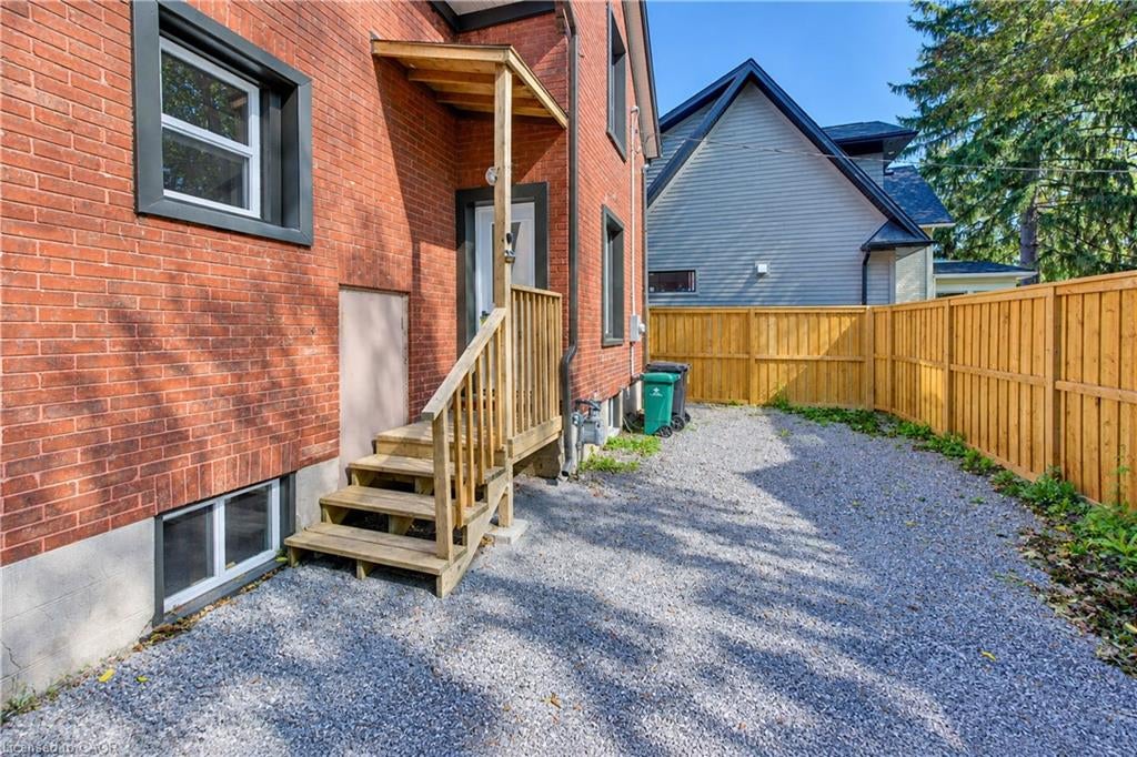 18 Miehm Place