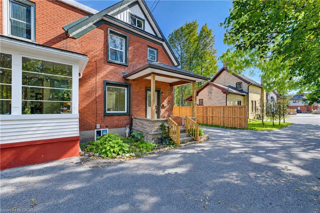 18 Miehm Place