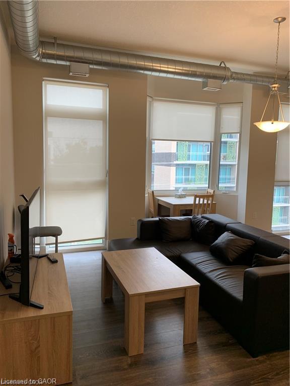 253 Albert Street 408