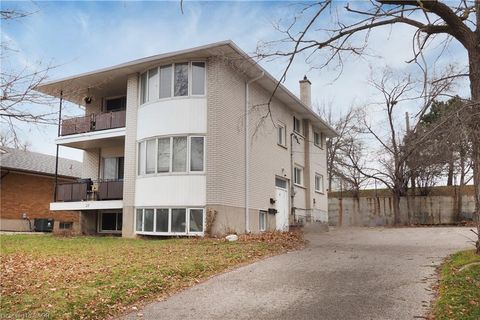 24 Austin Drive Waterloo ON N2L 3Y1