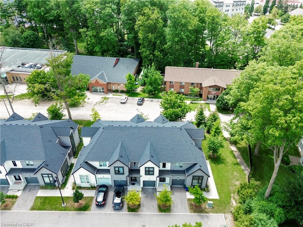 110 Fergus Avenue 17