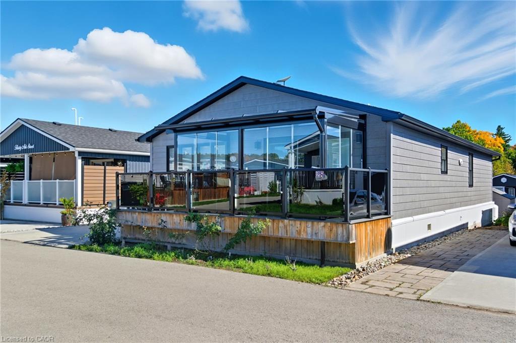 4449 Milburough Line 28 Ash Street