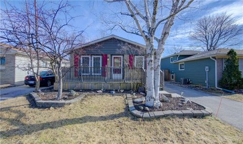 190 Natchez Road Kitchener ON N2B 3L2