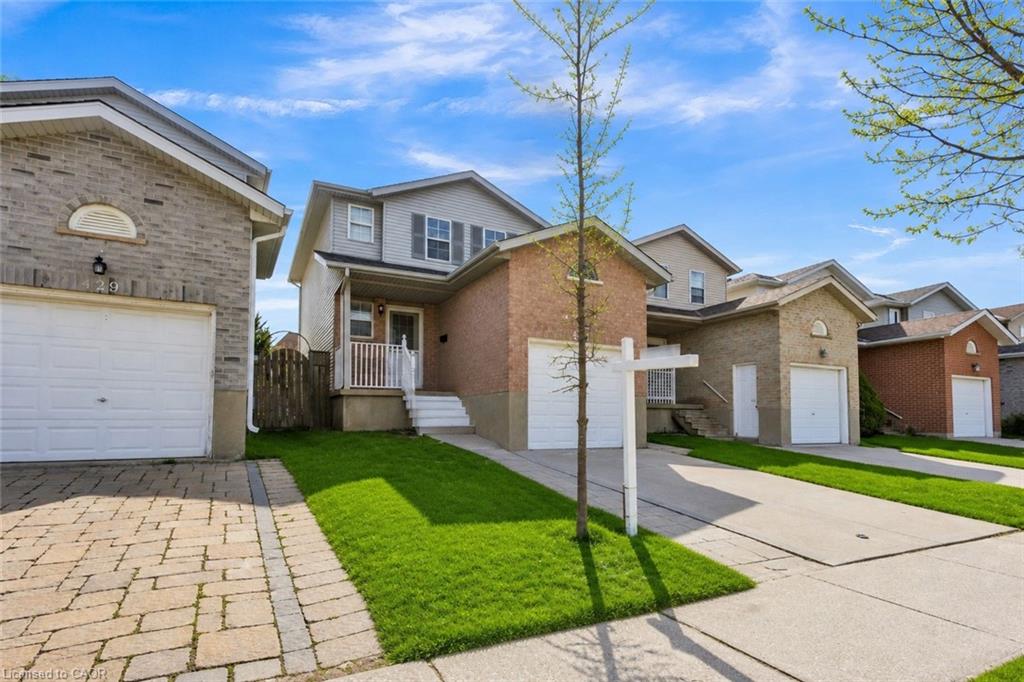 425 Erinbrook Drive