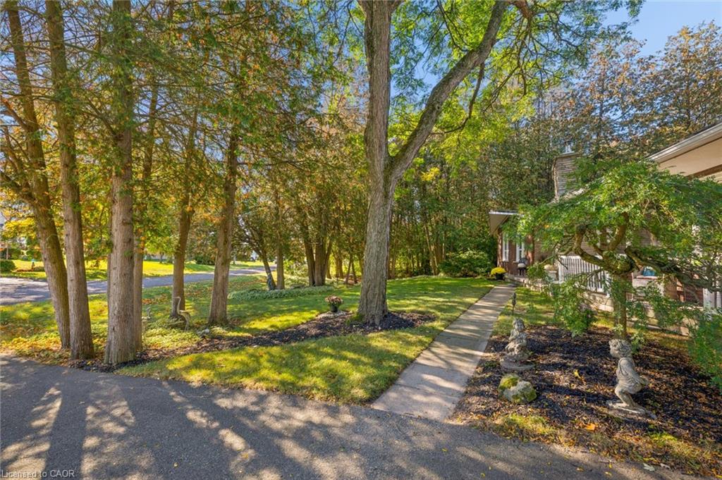 42 Greenwood Road