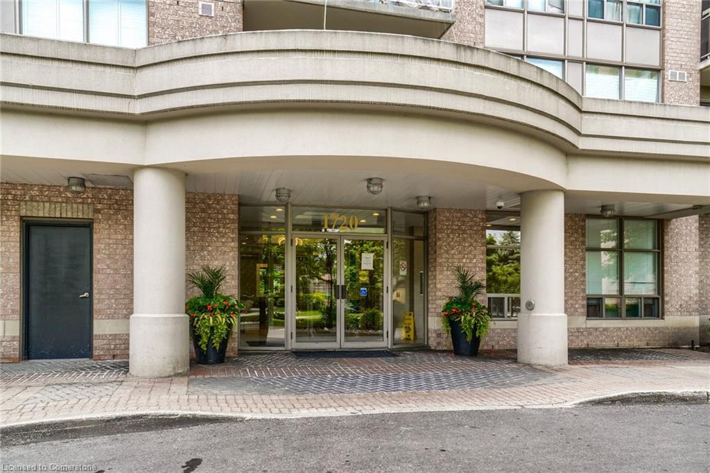 1720 Eglinton Avenue E 610