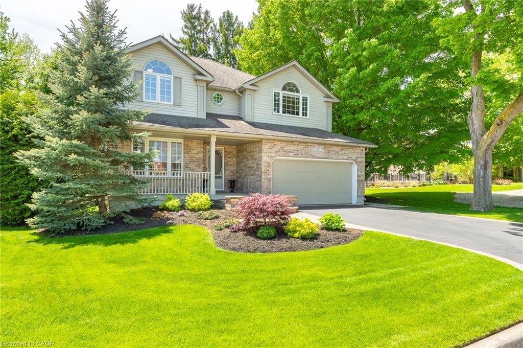15 Carolinian Lane