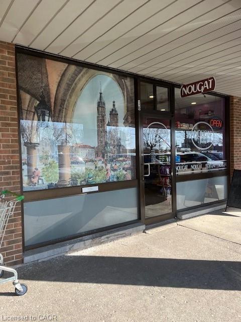 248 Stirling Avenue S