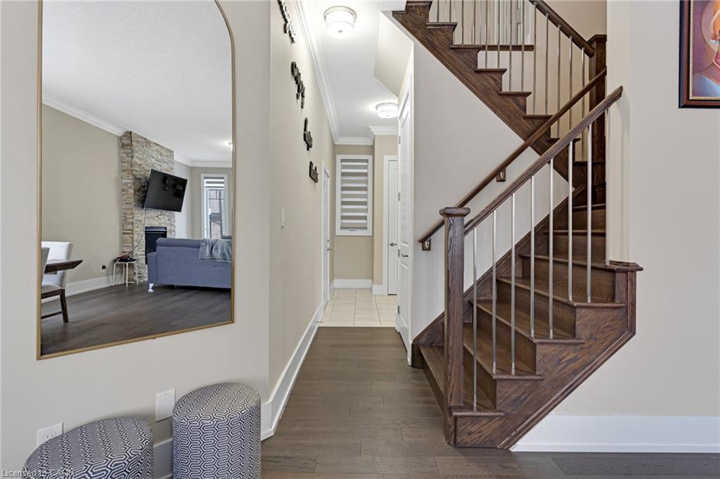 900 Pondcliffe Drive