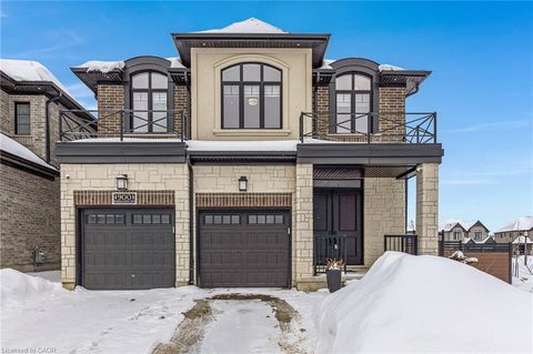 900 Pondcliffe Drive Kitchener ON N2R 0M4