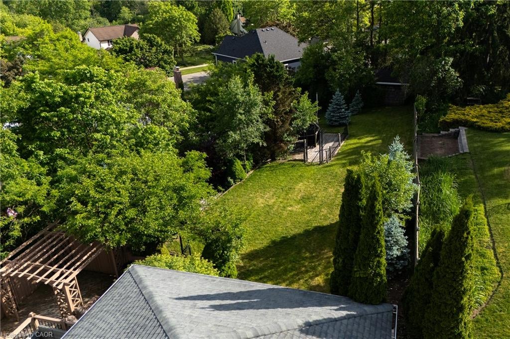 907 Doon Village Road