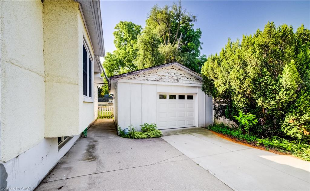 111 Pinewood Avenue