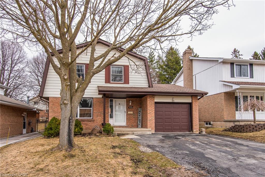 135 Vintage Crescent