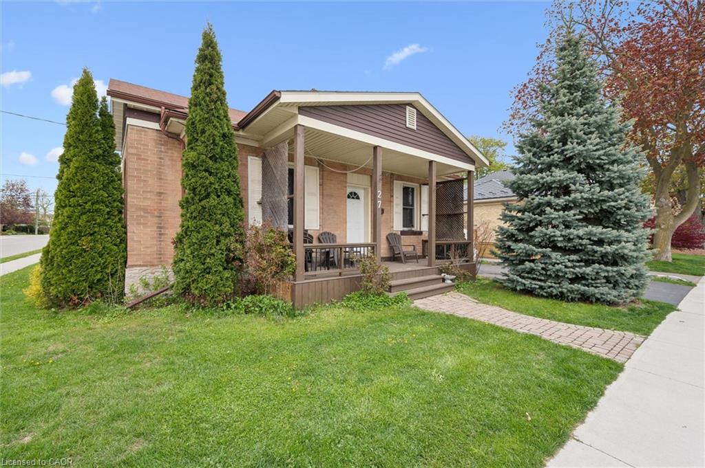 27 Roseview Avenue