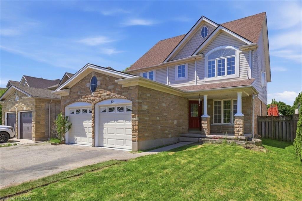 43 Decaro Crescent