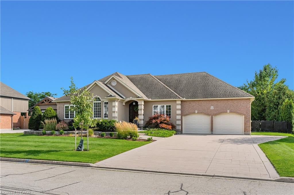 26 Weberlyn Crescent