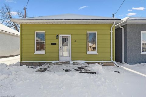 31 Todd Street Cambridge ON N1R 1G6