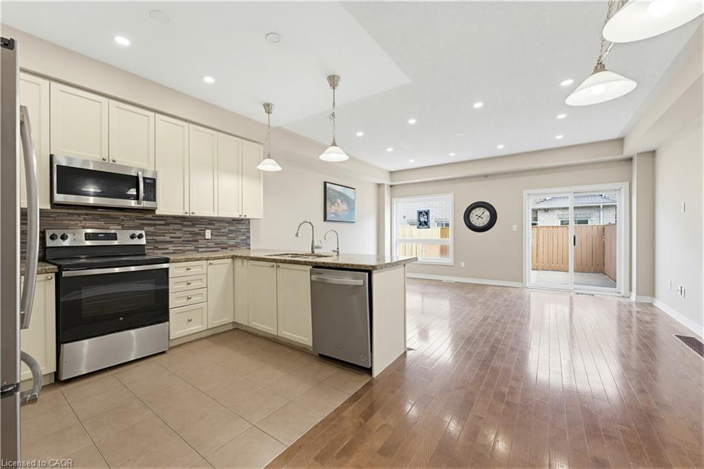 110 Highland Road E 75