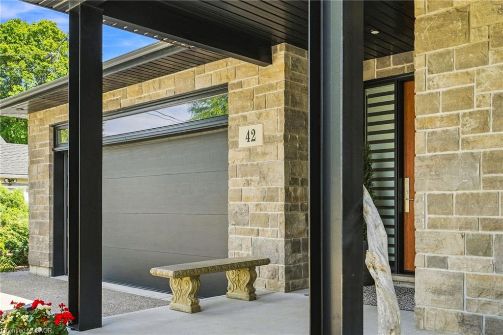 42 Carlton Avenue