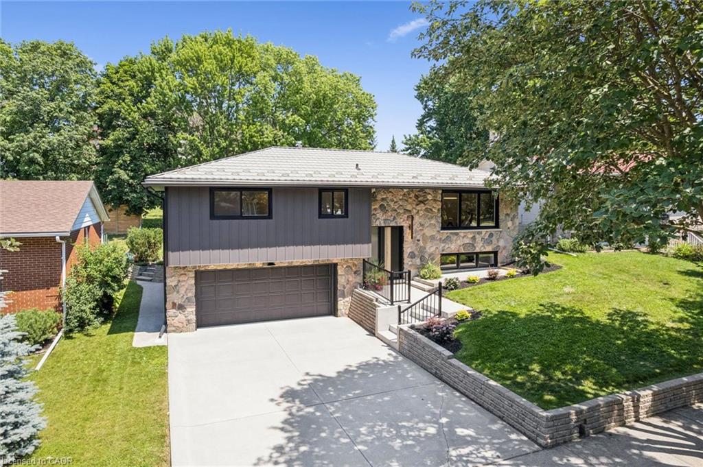 70 Champlain Crescent