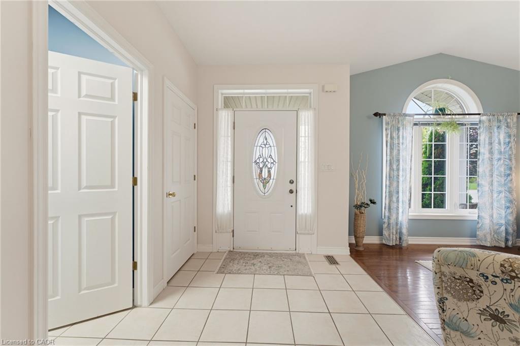 39 Oak Crescent