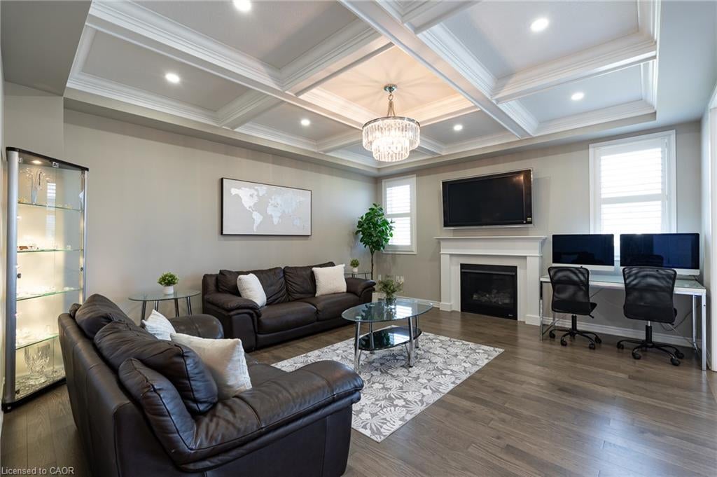 455 Equestrian Way