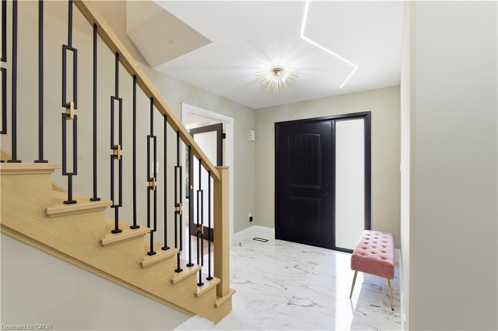 11 Bridlewood Drive