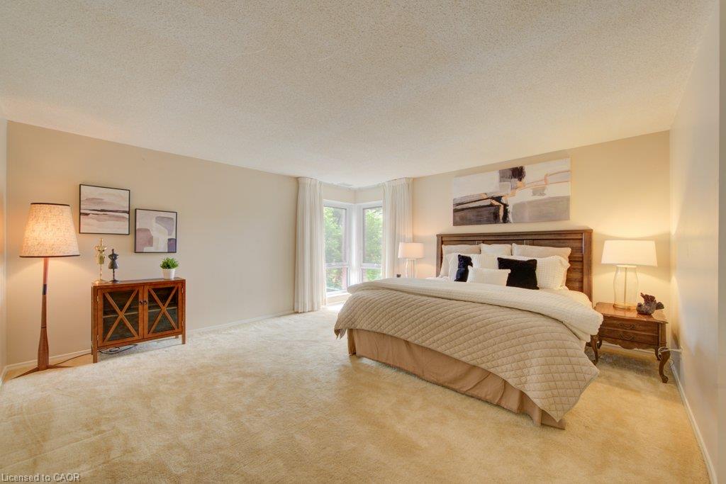 52 Blue Springs Drive 32