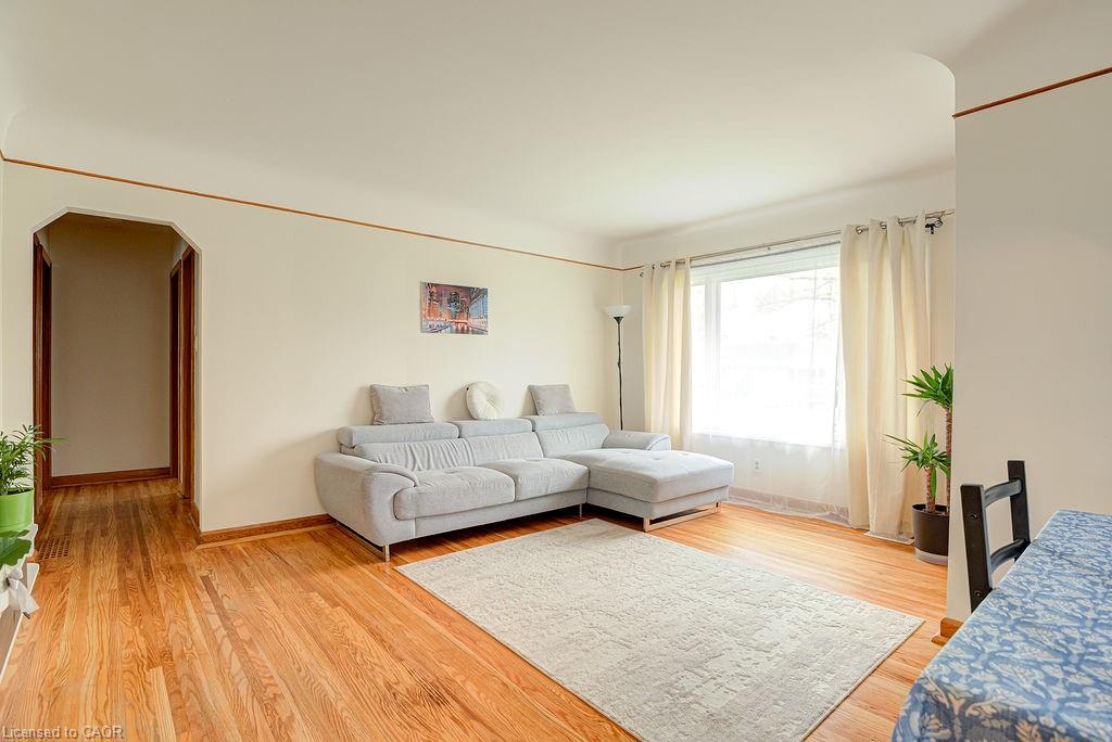 10 Elmwood Avenue
