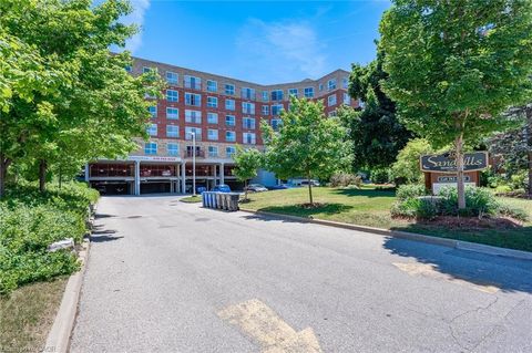 20 St George Street 311 Kitchener ON N2G 2S7