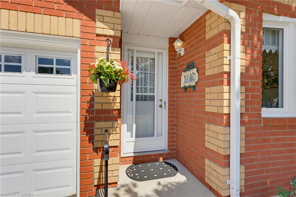 1 Buchanan Crescent 2