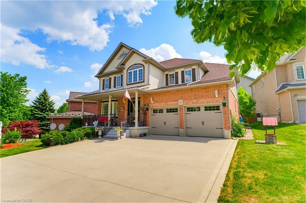 805 Munich Circle