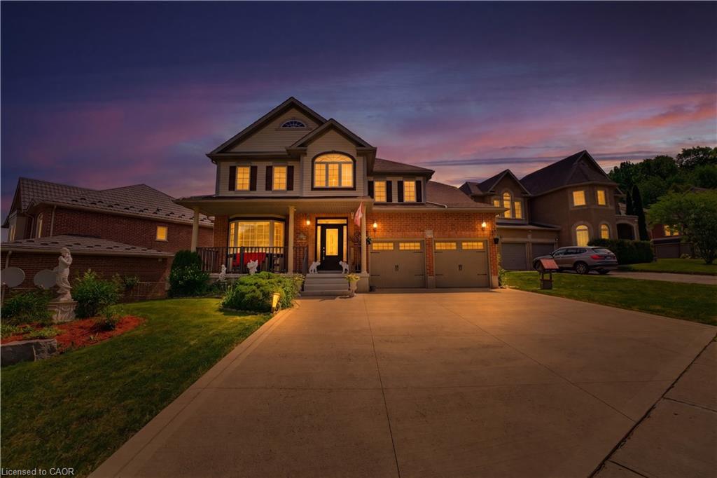 805 Munich Circle