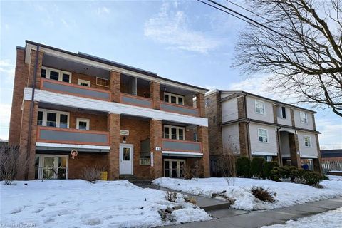 17 Louisa Street Kitchener ON N2H 5L7