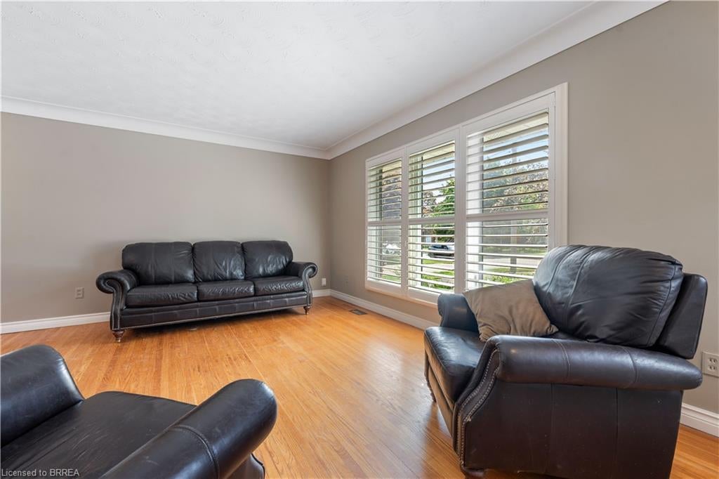 25 Wayne Drive