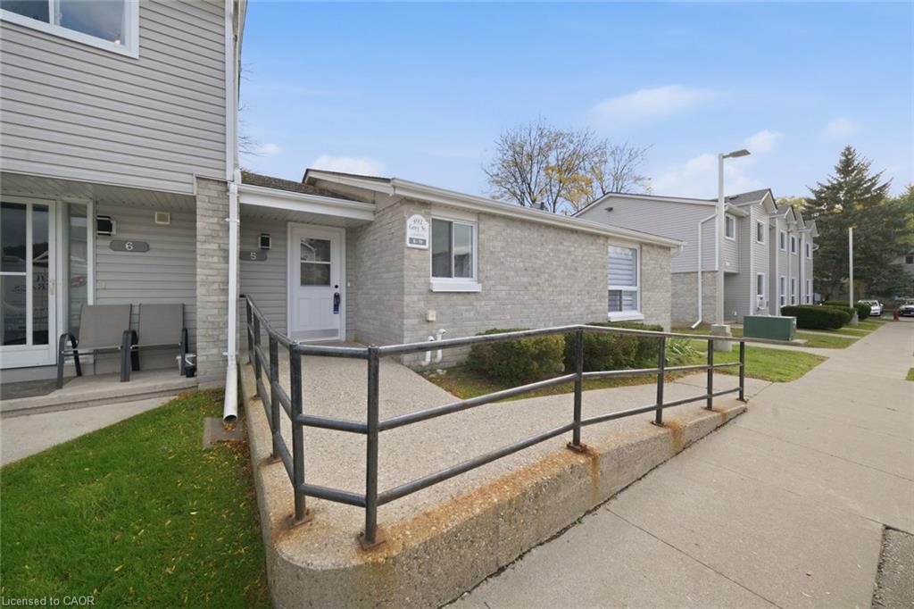 492 Grey Street 5