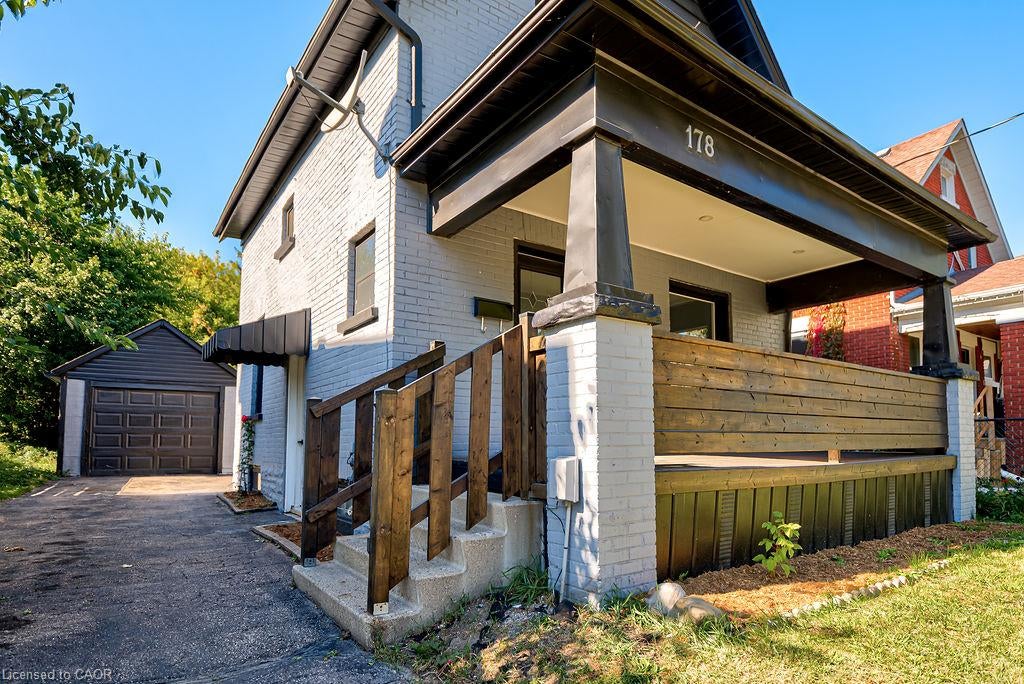 178 Kent Avenue