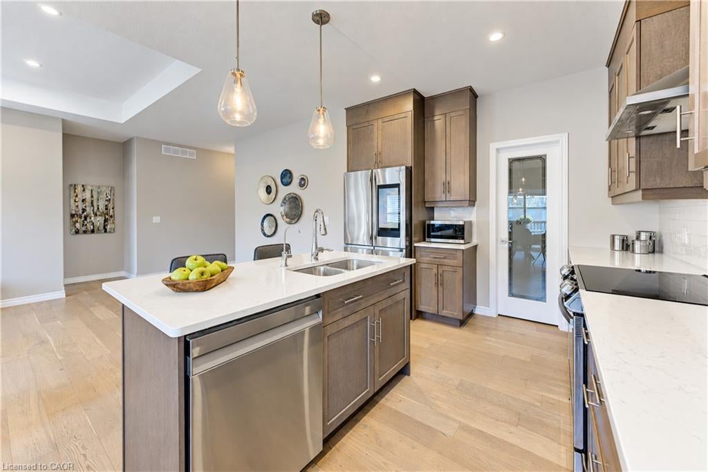 15 Matheson Crescent