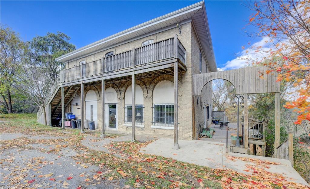 3506 Huron Road